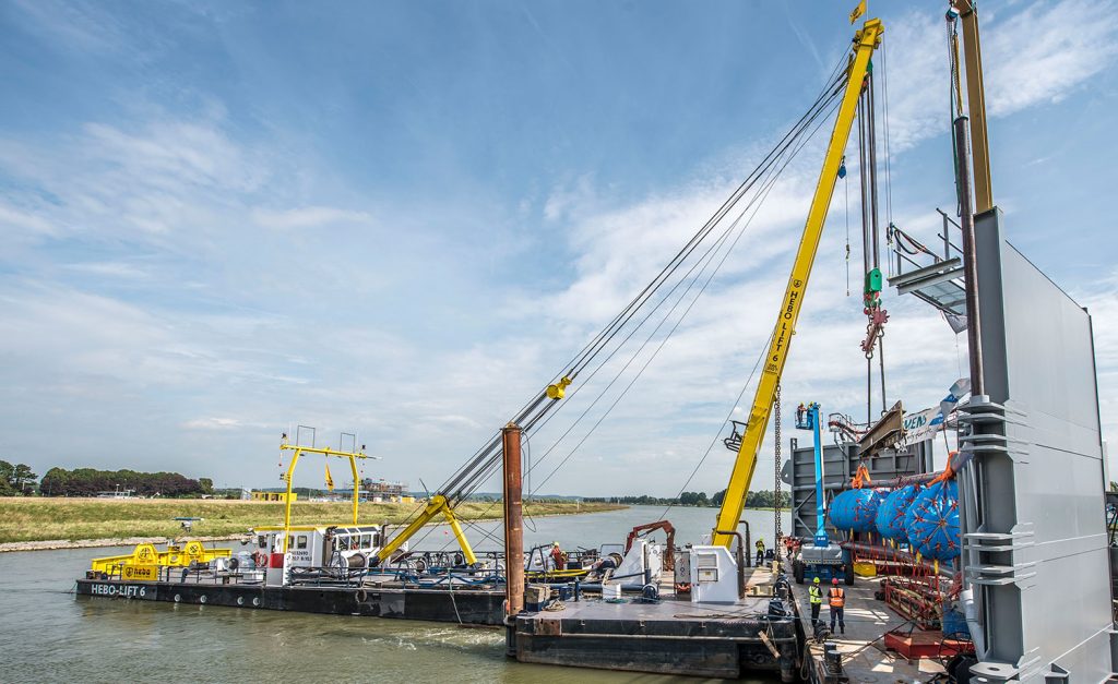 Drijvende Bokken & Mobiele havenkranen van HEBO Maritiemservice